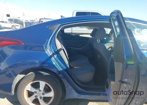 2015 Hyundai Elantra Se z USA, uszkodzony, nr VIN 5NPDH4AEXFH649585